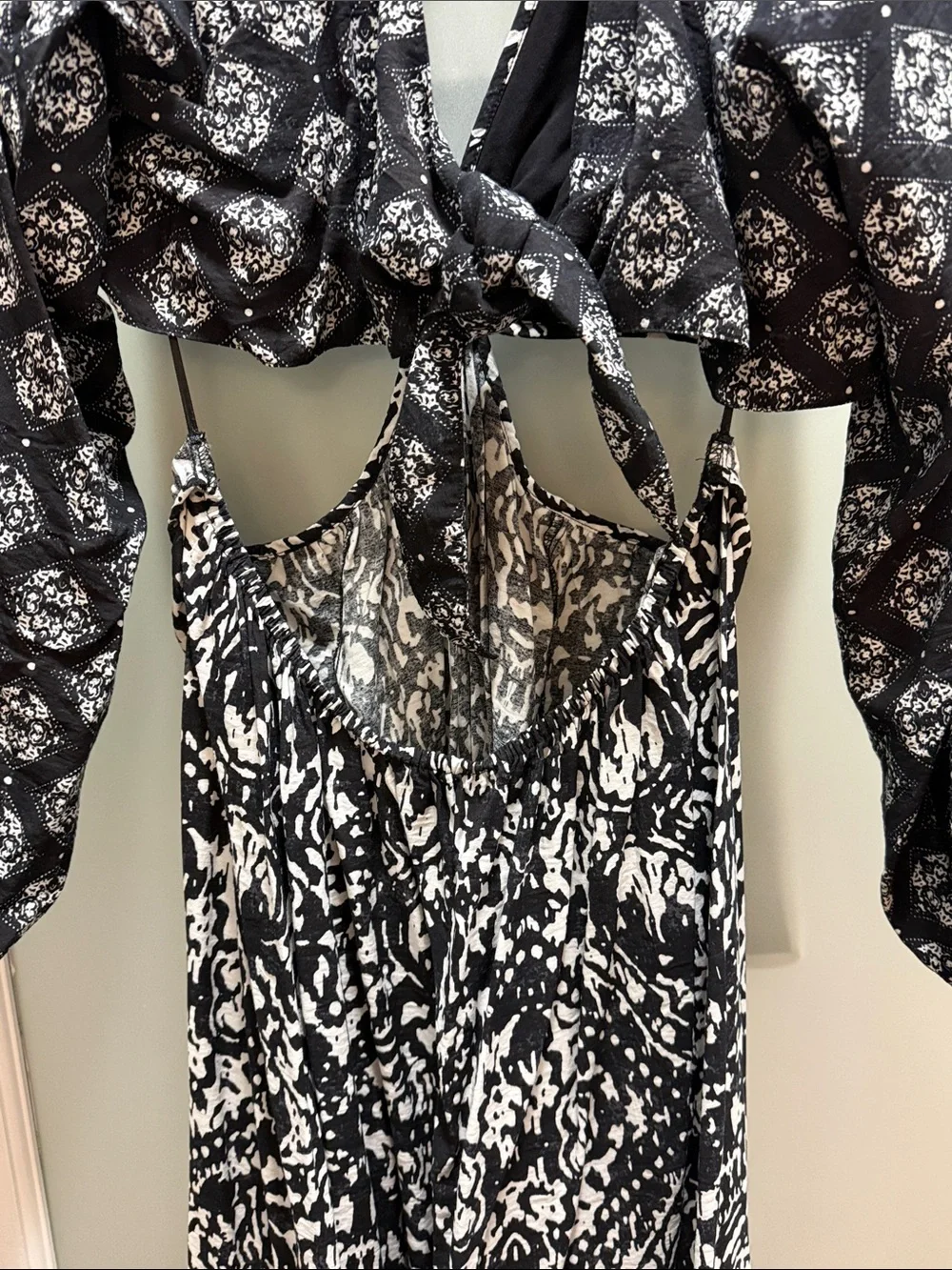 Abercrombie & Fitch Black and White Cutout Maxi Dress